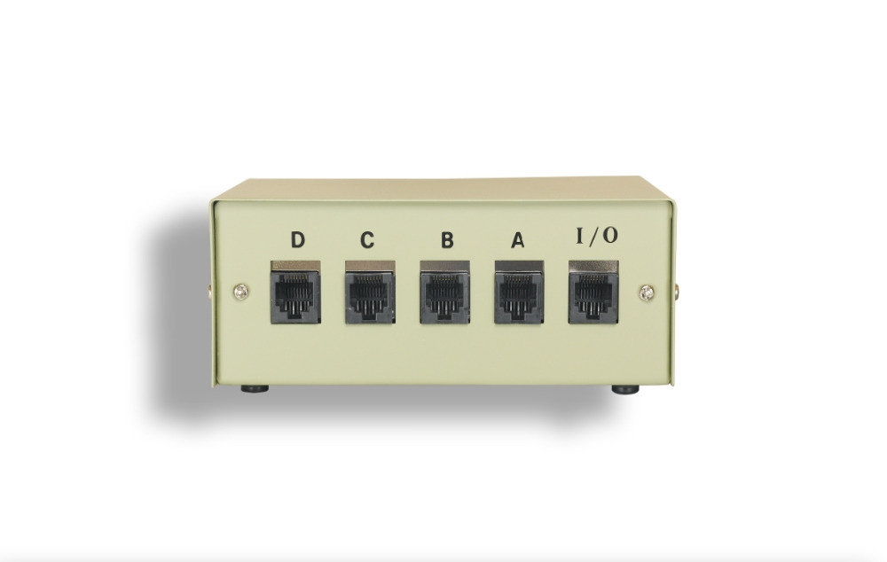 4-Way RJ45 Manual Data Switch