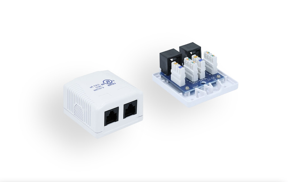 2-Port Cat. 5e Surface Mount Box